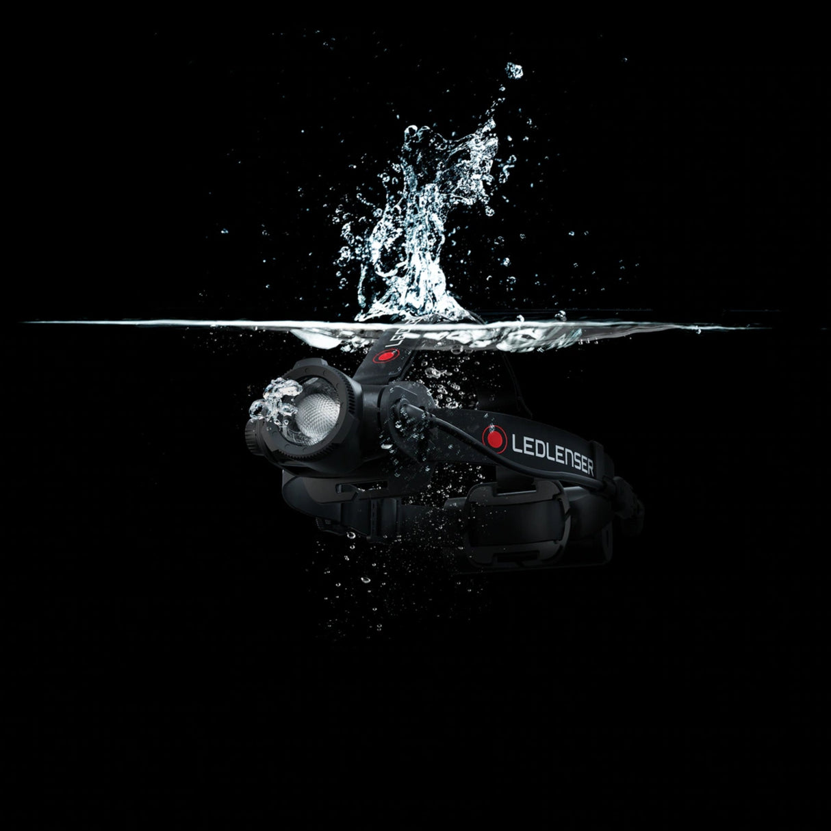 Ledlenser H15R Core 2500 lumen, oppladbar