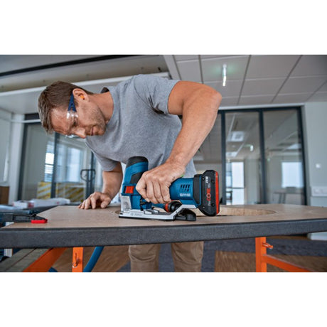 STIKKSAG GST 18V-155 SC SOLO L-BOXX (0.601.5B0.000) Uten batteri